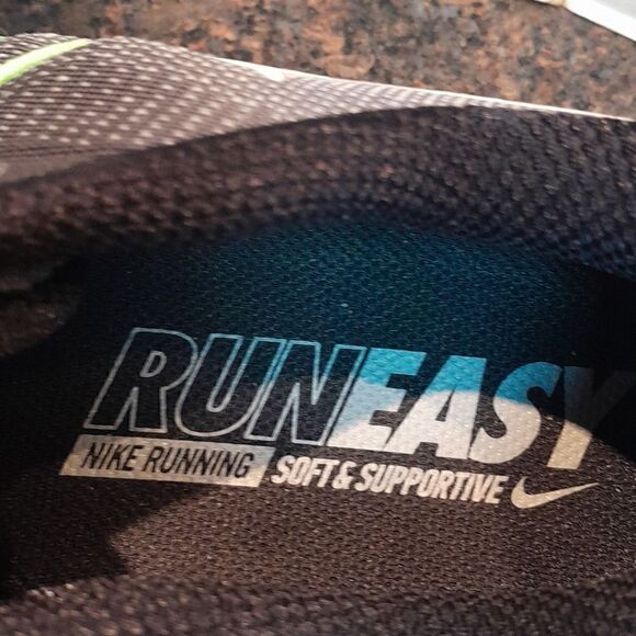 GIFT IDEA....Nike Zoom Odyssey 2 Running Shoes...Size 14 - Picture 5 of 5